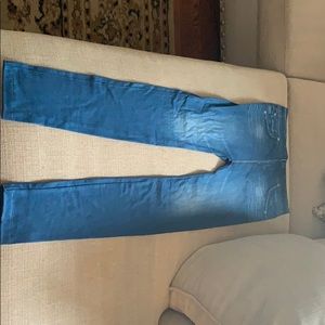 Blue Jean styled leggings.